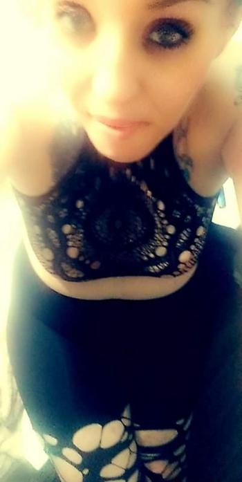 2526591688, female escort, Eastern